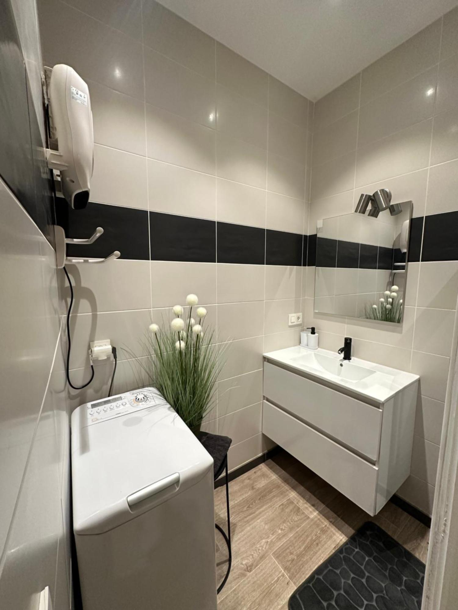 Le Refuge T3 Centre Ville 63M2 Pied Des Montagnes Albertville Exterior photo